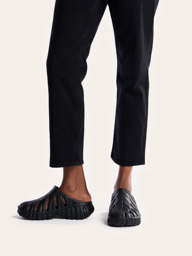 Tara Leaf Platform Clog - Black - Image 7